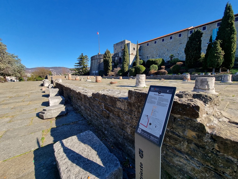 Foro Romano Castello di San Giusto Image