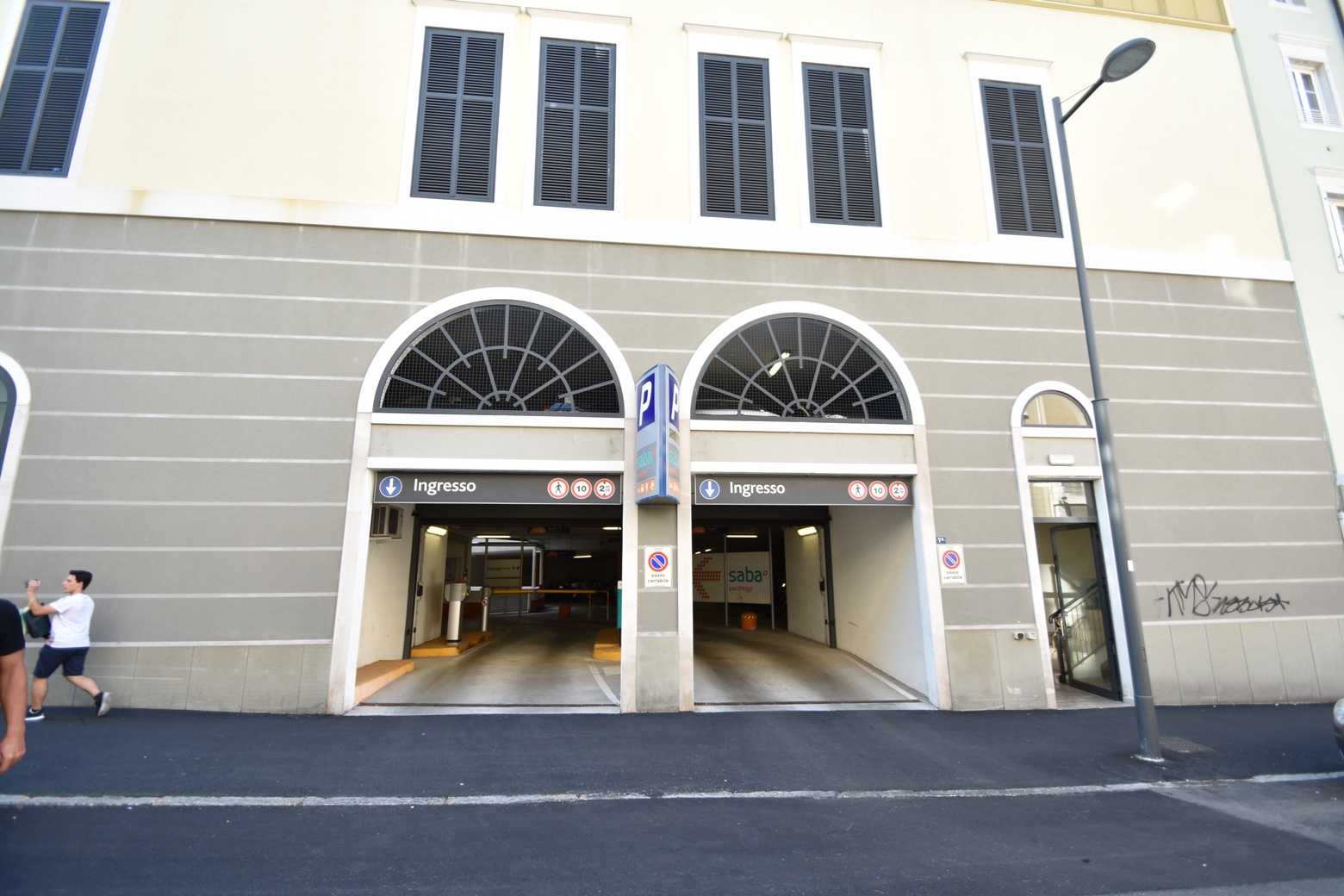 Parcheggio Ospedale Maggiore Image